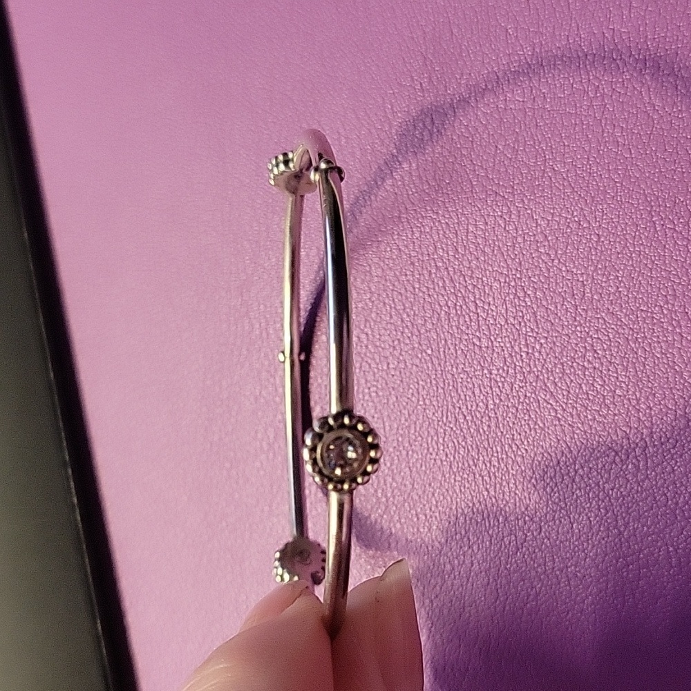 Twinkle Round Bangle - image 2